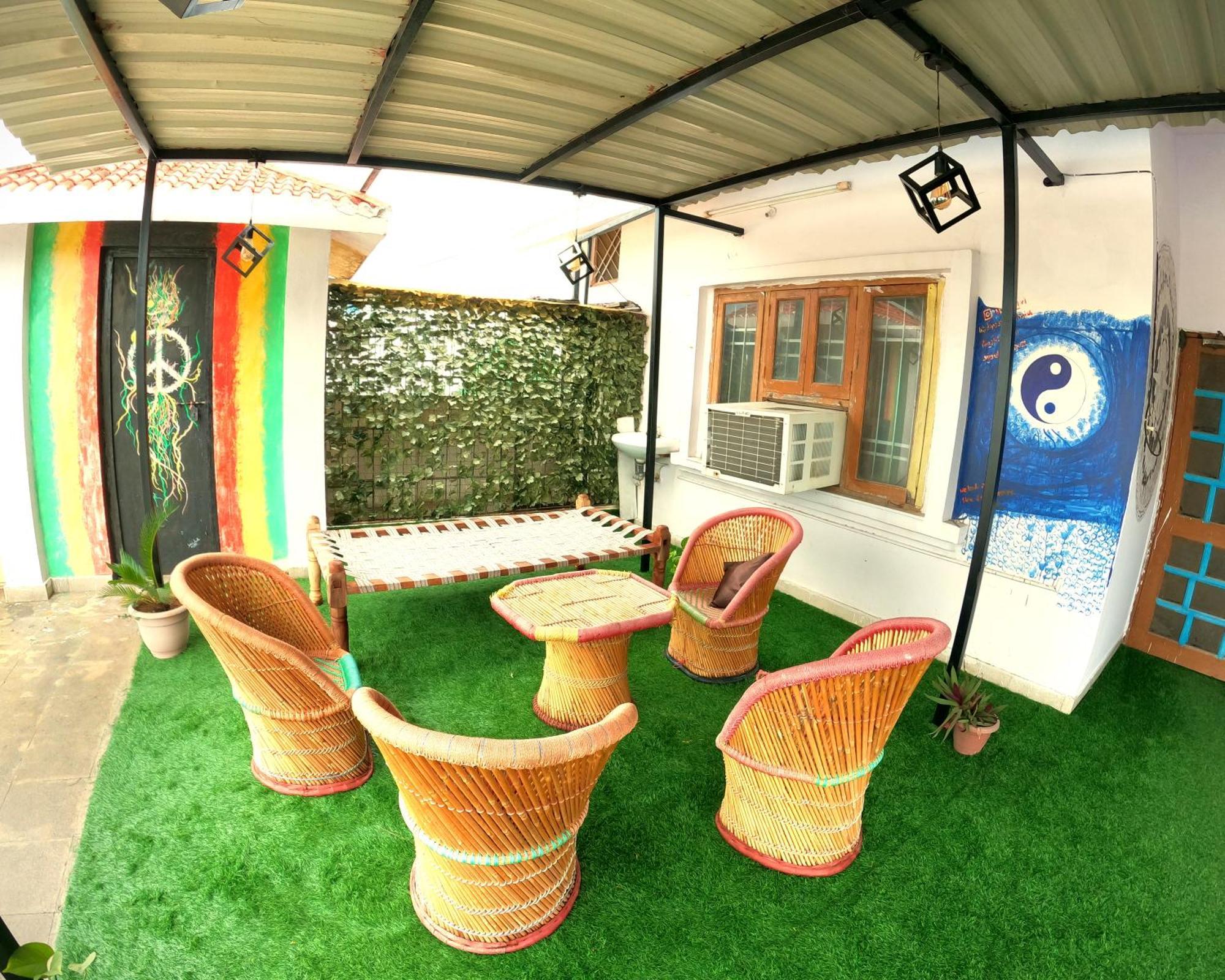 Nomadic Hostel Udaipur Exterior foto